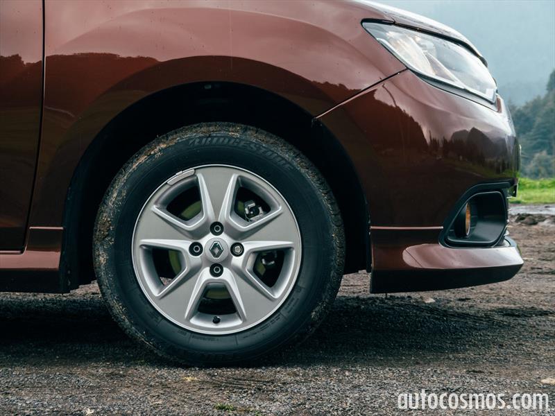 Renault Logan 2015