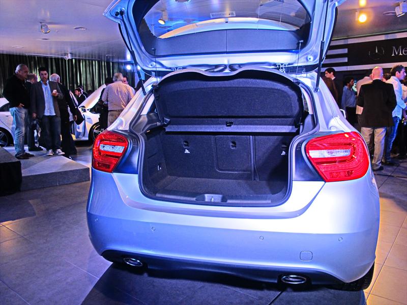 Mercedes-Benz presenta el Clase A