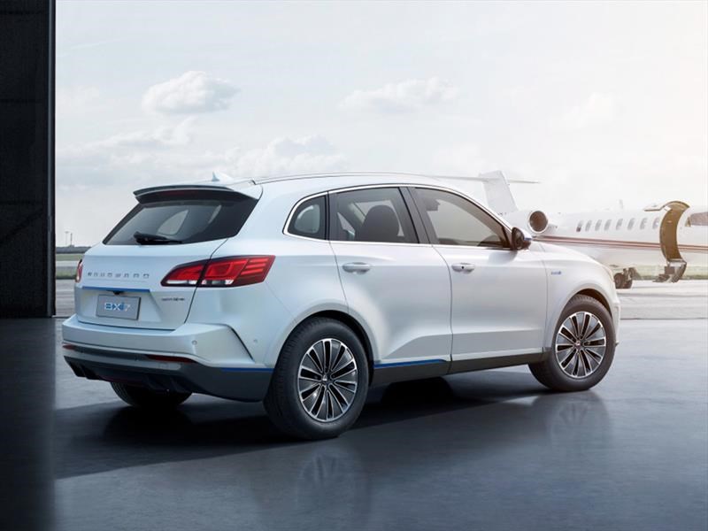 Borgward BXi7