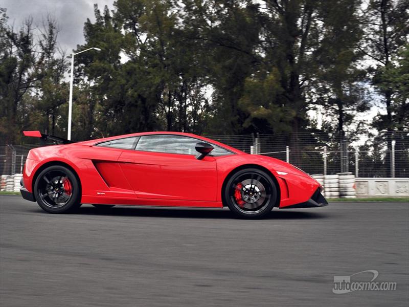 Lamborghini Gallardo LP-570-4 super trofeo