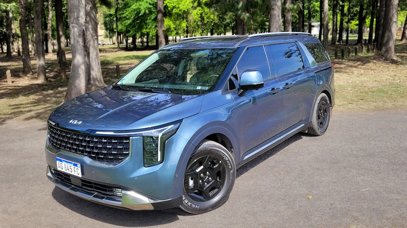 Test Drive Kia Carnival: la nave especial estrena