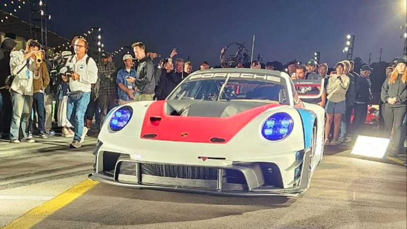 Porsche 911 GT3 R Rennsport