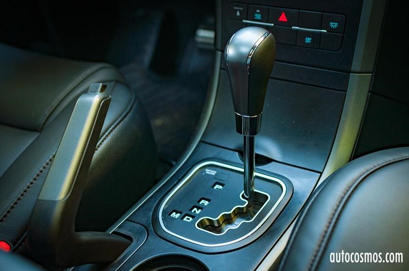 Mahindra XUV500 6AT Bencina - Lanzamiento en Chile