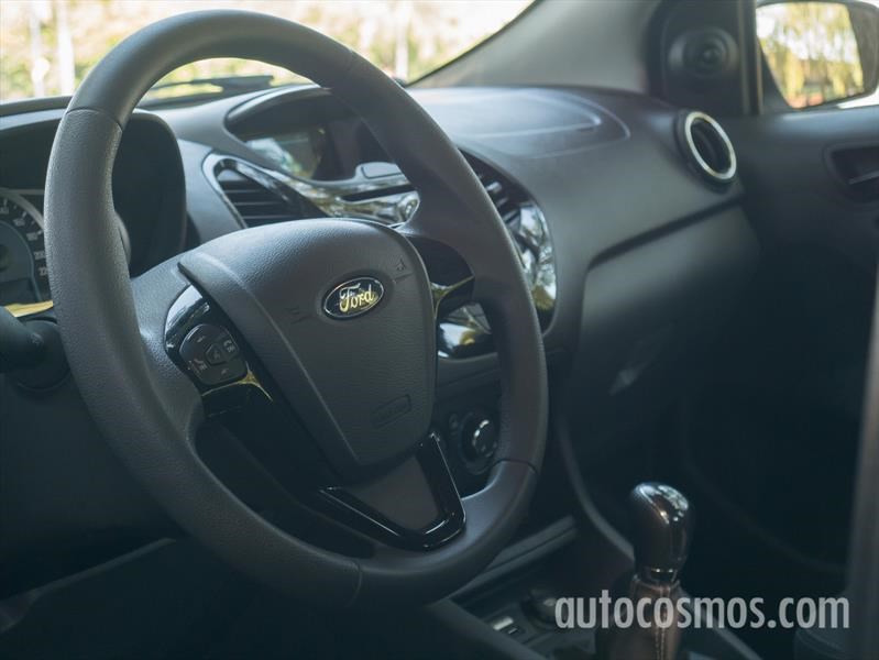 Ford Ka+ (sedán) a prueba