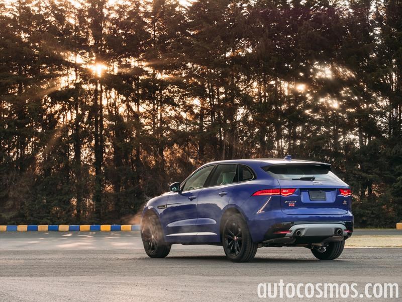 Jaguar F-Pace 2017