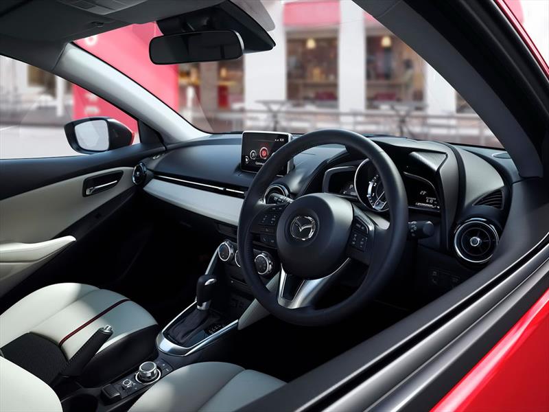 Mazda2 2016