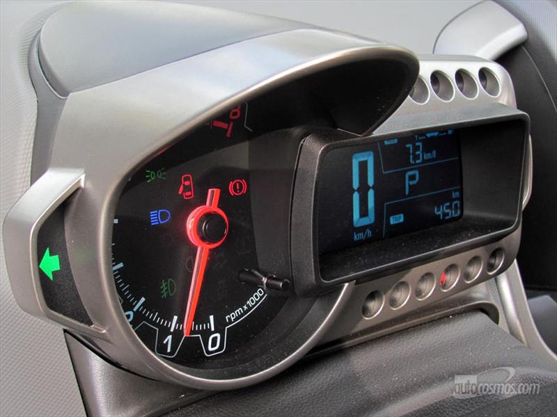 Chevrolet Sonic sedán LTZ Automático a prueba