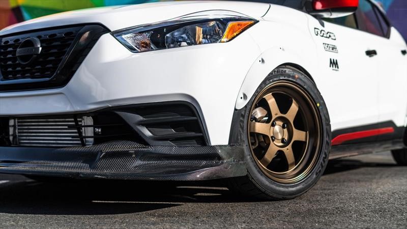 Nissan Kicks por MA Motorsports
