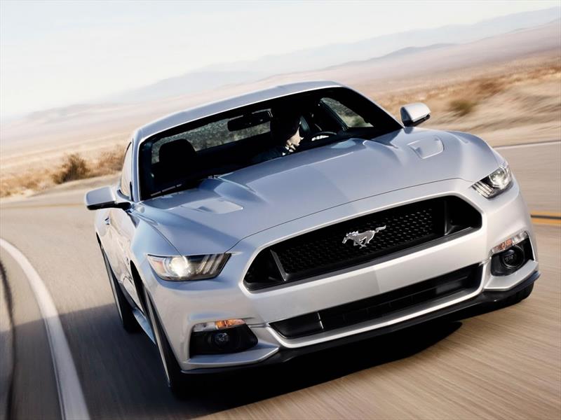 Ford Mustang 2015 se presenta en LA