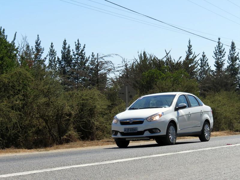 Nuevo FIAT Grand Siena en las rutas de Chile