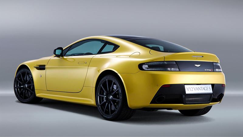 Aston Martin Vantage V12 S