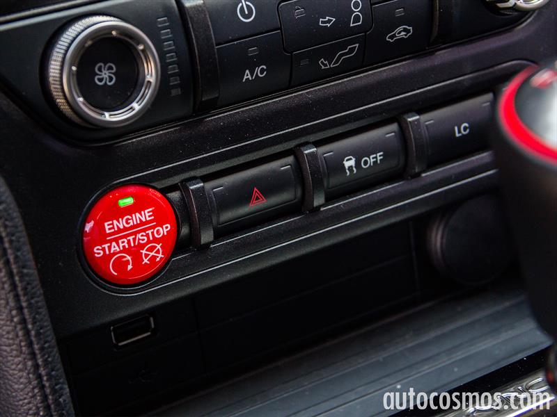 Ford Shelby Mustang GT350 2016