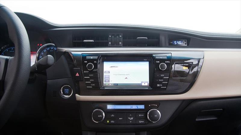 Prueba al Toyota Corolla en Mendoza