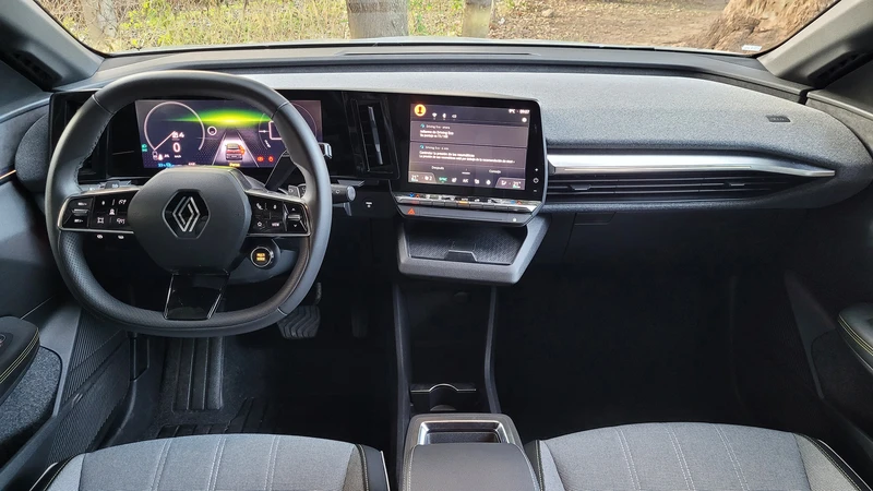 Test Drive Renault Megane E-Tech