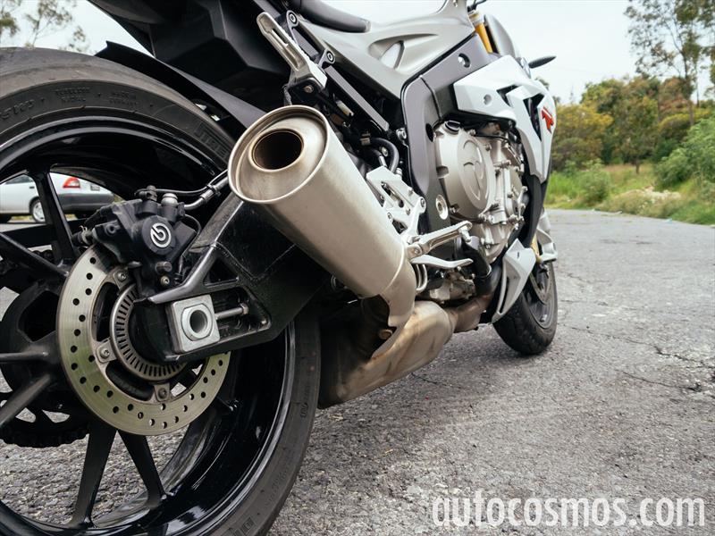 BMW S1000 R 2015