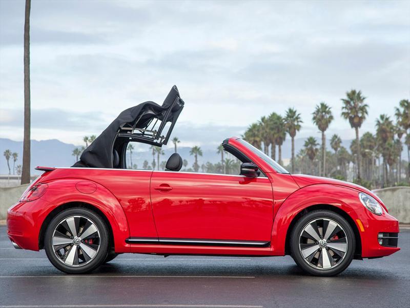 Top 10: Volkswagen Beetle Cabrio 2013