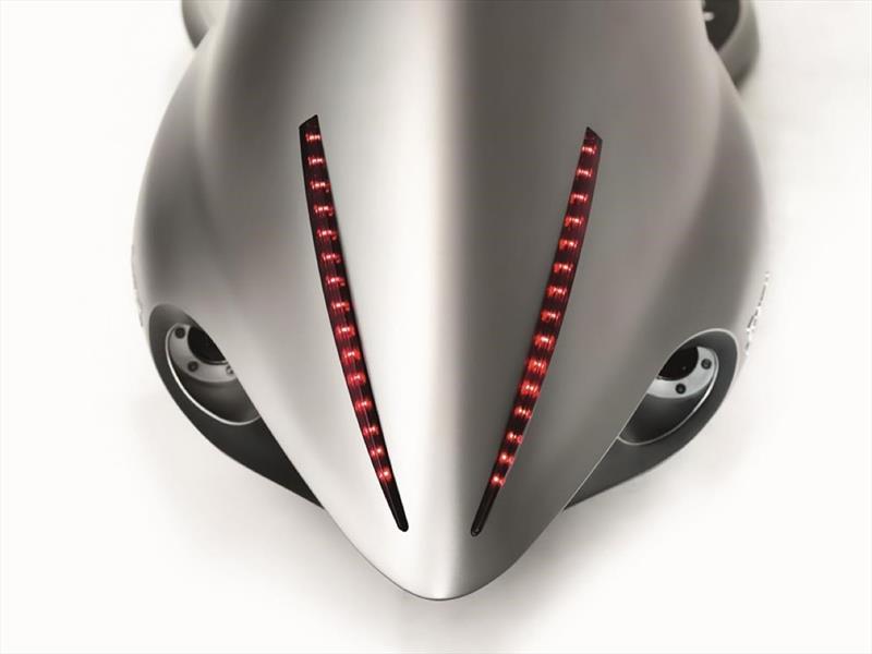 Akrapovič Full Moon