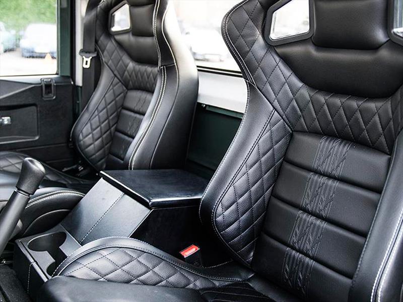 Land Rover Defender Pickup por Khan Design