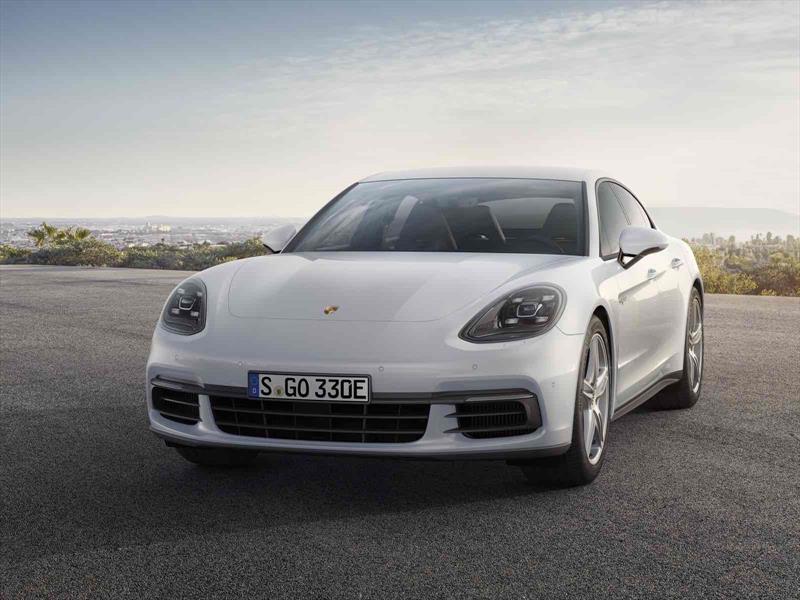 Porsche Panamera 4 E-Hybrid 2018