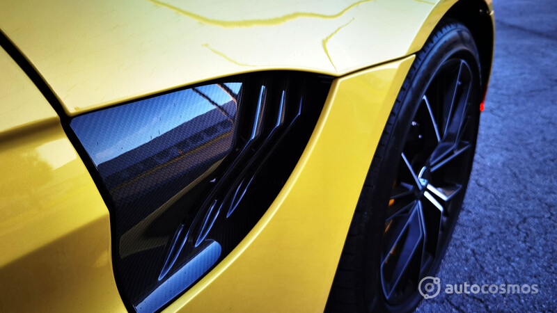 Aston Martin Vantage Roadster a prueba