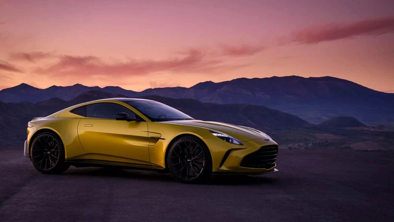Aston Martin Vantage 2025