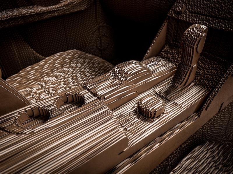 Lexus IS Origami, un auto hecho de cartón