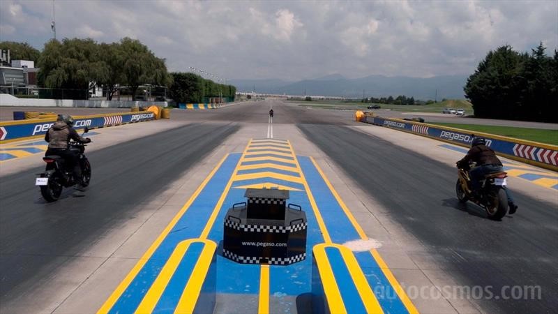 Husqvarna Svartpilen 701