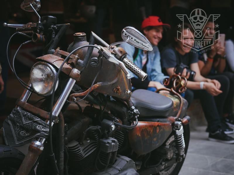 Vintage Moto Art 2018