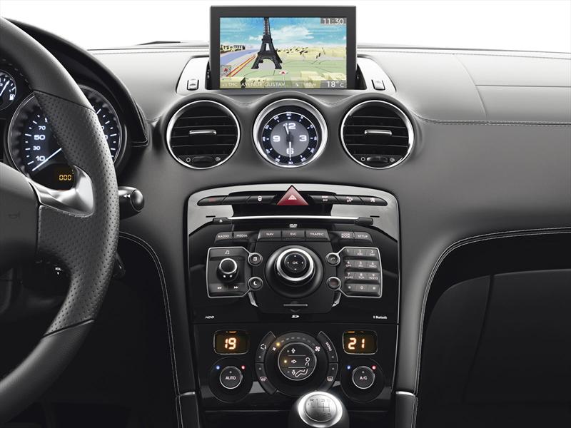 Peugeot renueva el RCZ