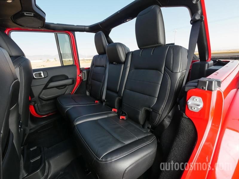 Jeep Wrangler Sahara 2018
