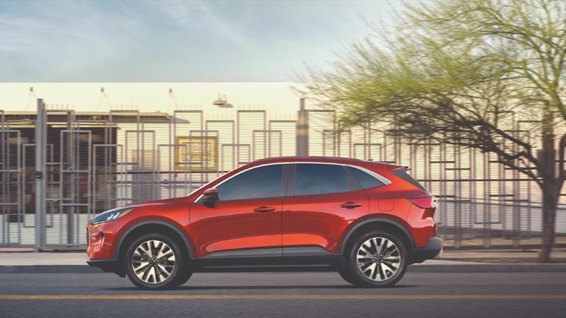 Ford Escape Hybrid 2020