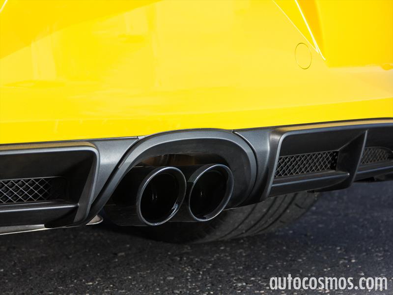 Porsche Cayman GT4 2015