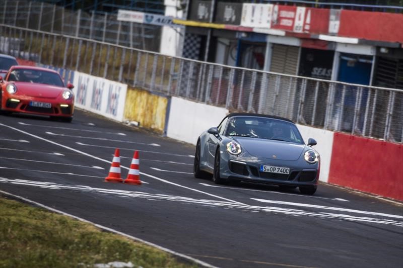 Porsche Driving Experience Guatemala 2018