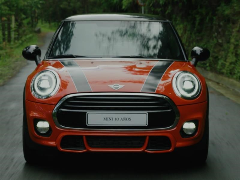 MINI Cooper 10 años