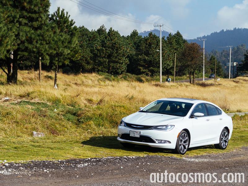 Chrysler 200 2015