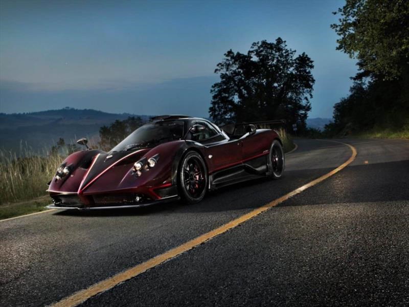 Pagani Zonda Fantasma EVO