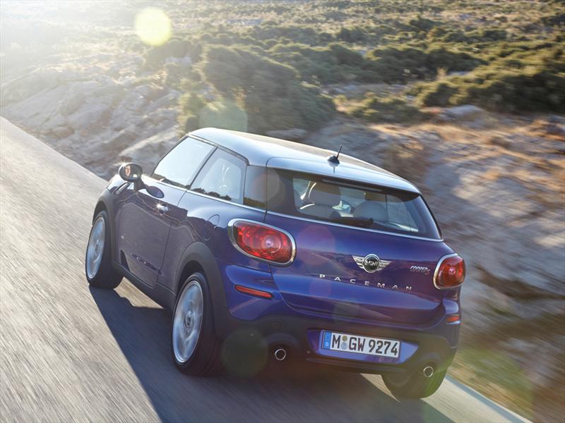 MINI Paceman se presenta en el Salón de Paris 2012