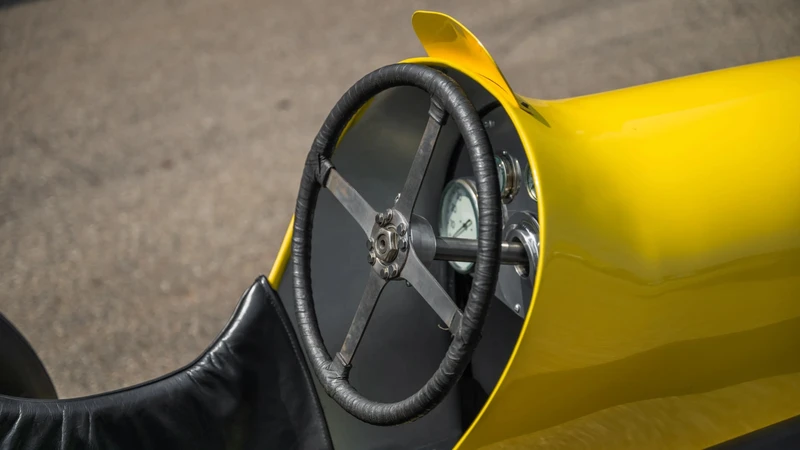 Duesenberg 122 Eight