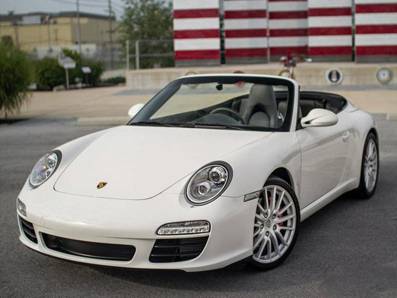 Porsche 911 con butaca central