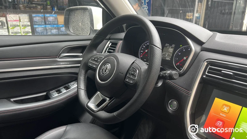 MG RX8 - Toma de Contacto en Perú