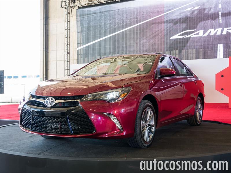 Toyota Camry 2015