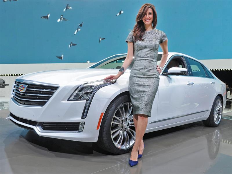 Las chicas del Auto Show de Nueva York 2015