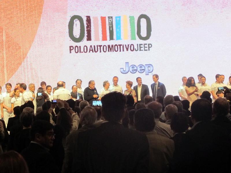 Jeep inaugura su fábrica en Brasil