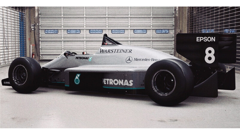 Decoraciones de F1 actuales en máquinas de los 80