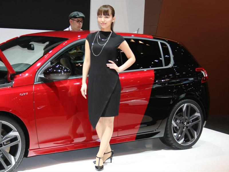 Las chicas del Salón de Tokio 2015