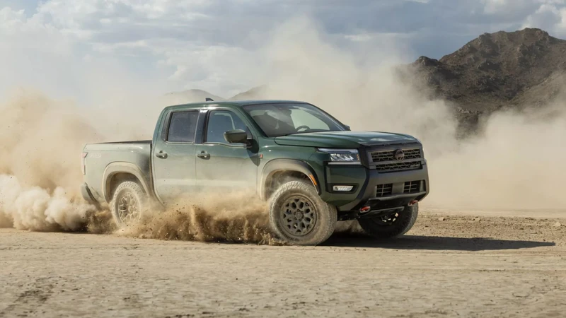 Nissan Frontier PRO-4X R 2026