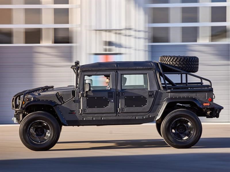 Hummer H1 Launch Edition por Mil-Spec