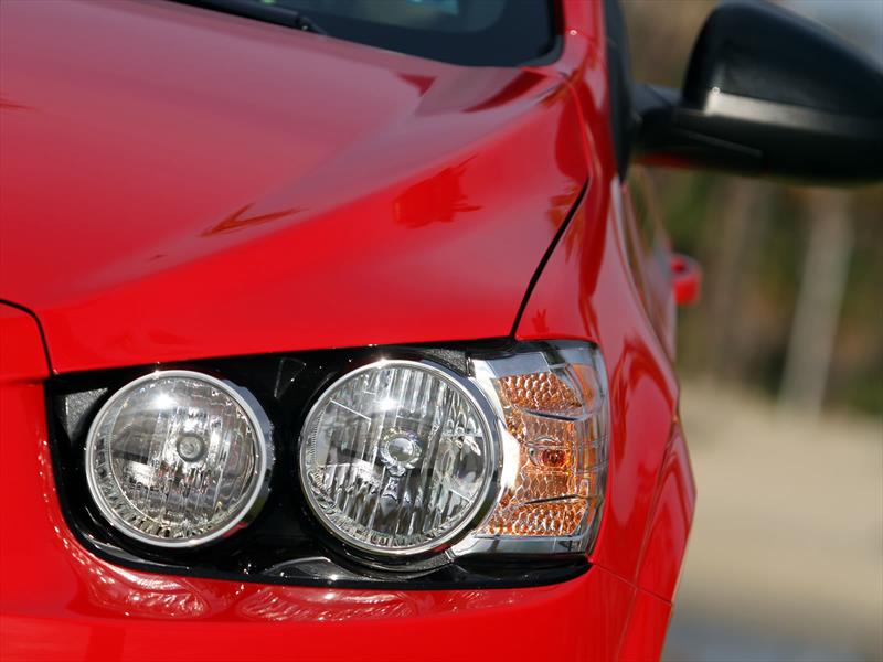 Chevrolet Sonic RS 2014