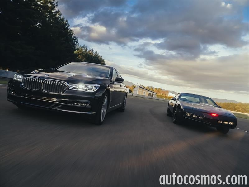 BMW Serie 7 2017 vs KITT