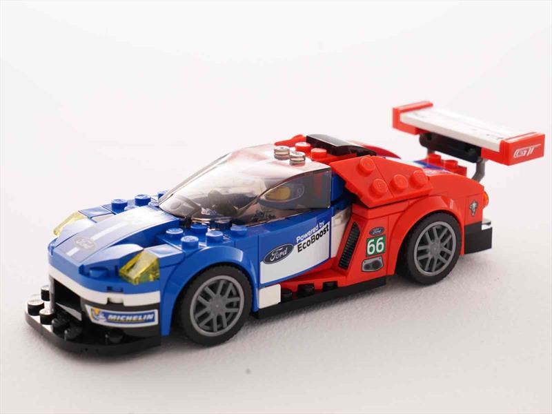 Ford GT 2016 y GT40 1966 al estilo Lego
